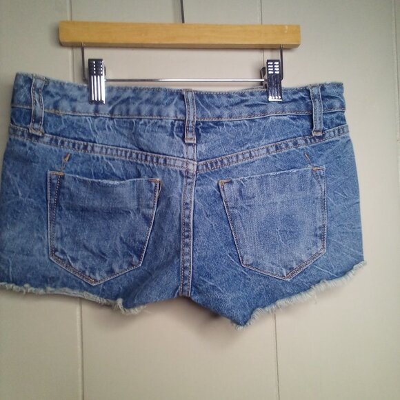 Mossimo Denim Jean Shorts 2 26 Low Rise Short Shorts Raw Hem Blue - Picture 4 of 13